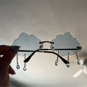 Blue cloud dangle sunglasses